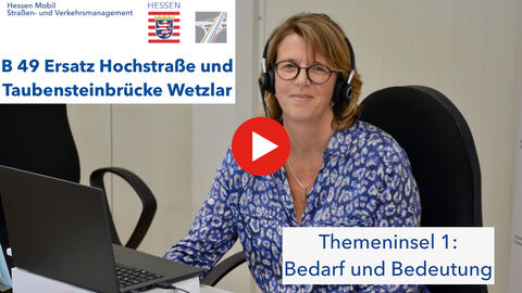 Es spricht: Annett Nusch, Planungsdezernentin bei Hessen Mobil Annett Nusch, Planungsdezernentin bei Hessen Mobil, spricht zu Bedarf und Bedeutung des Projekts. Frau Nusch sitzt auf einem Bürostuhl und hat ein Headset auf dem Kopf